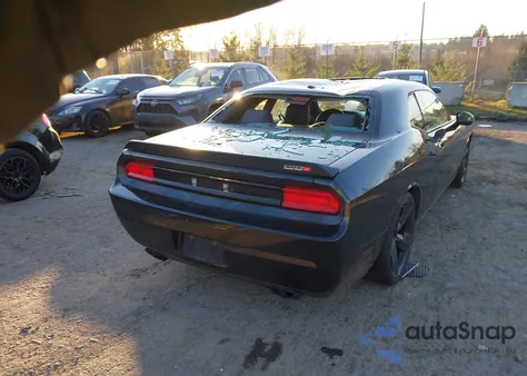 2010 Dodge Challenger Srt8 z USA, uszkodzony, nr VIN 2B3CJ7DW8AH282632